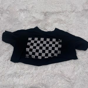 URBAN OUTFITTERS ~ CROP TOP